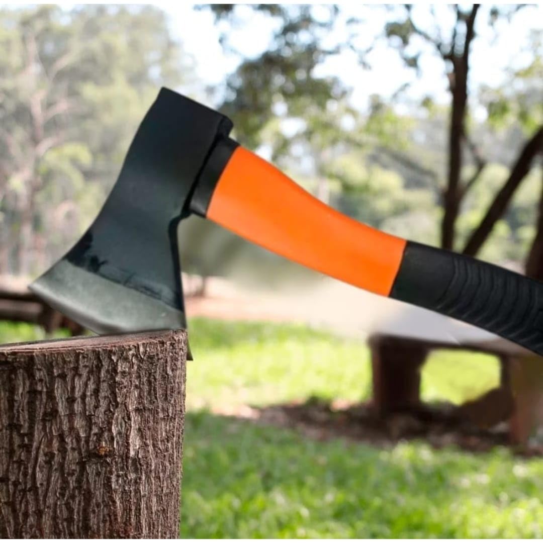 Machadinha Profissional com Cabo em Fibra de Vidro, Laranja e Preto, 600g, para Corte de Madeira, Acampamento e Uso Geral