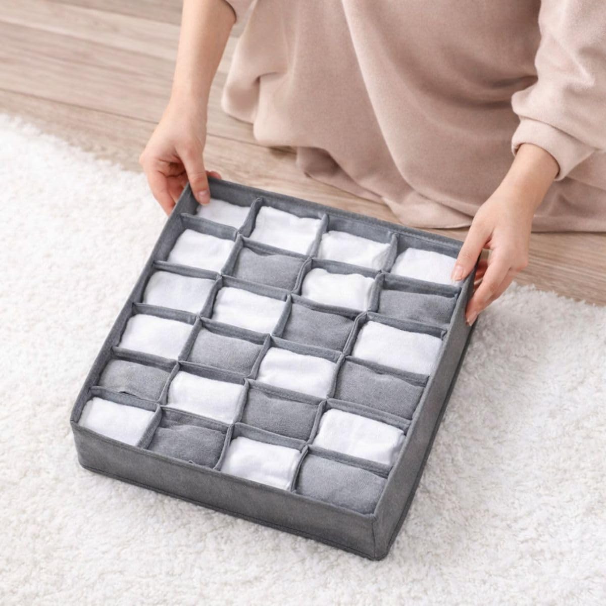 Organizador Colmeia 24 Divisórias 32x32x10cm em TNT – Organizador de Gaveta para Roupas Íntimas, Meias, Gravatas e Acessórios
