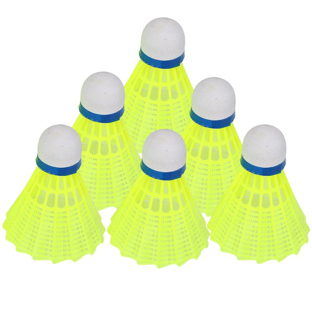 Peteca de badminton: comparação de modelos