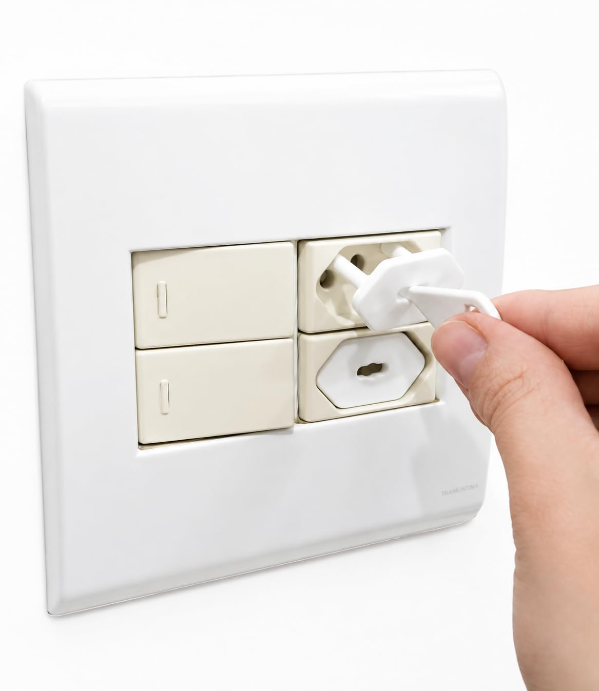 Protetor de Tomada Bebê Segurança Infantil - 8 Protetores + 2 Chaves Branco - Proteção Criança Casa