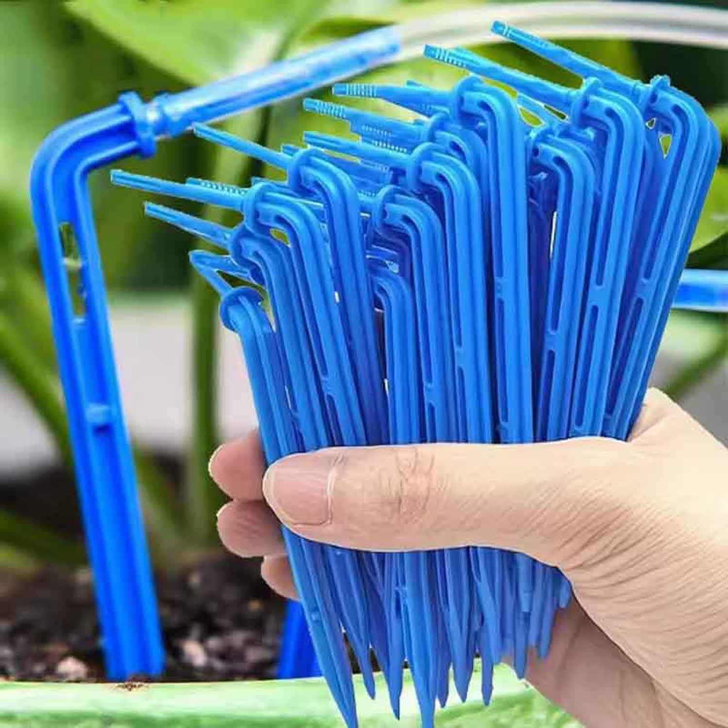 Kit de micro gotejamento de 90 graus para irrigação por gotejamento de 15 peças para mangueira de 4/7 mm, ferramentas de irrigação de jardim, economizando gotejadores (azul)