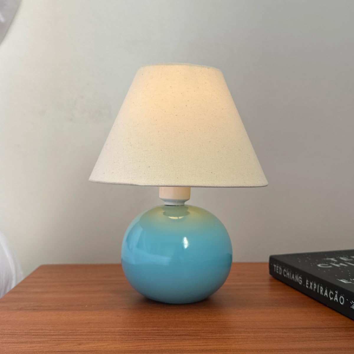 Abajur Bolinha Luminária De Mesa Com Lâmpada Bivolt Cúpula de Tecido (Azul Bebê)