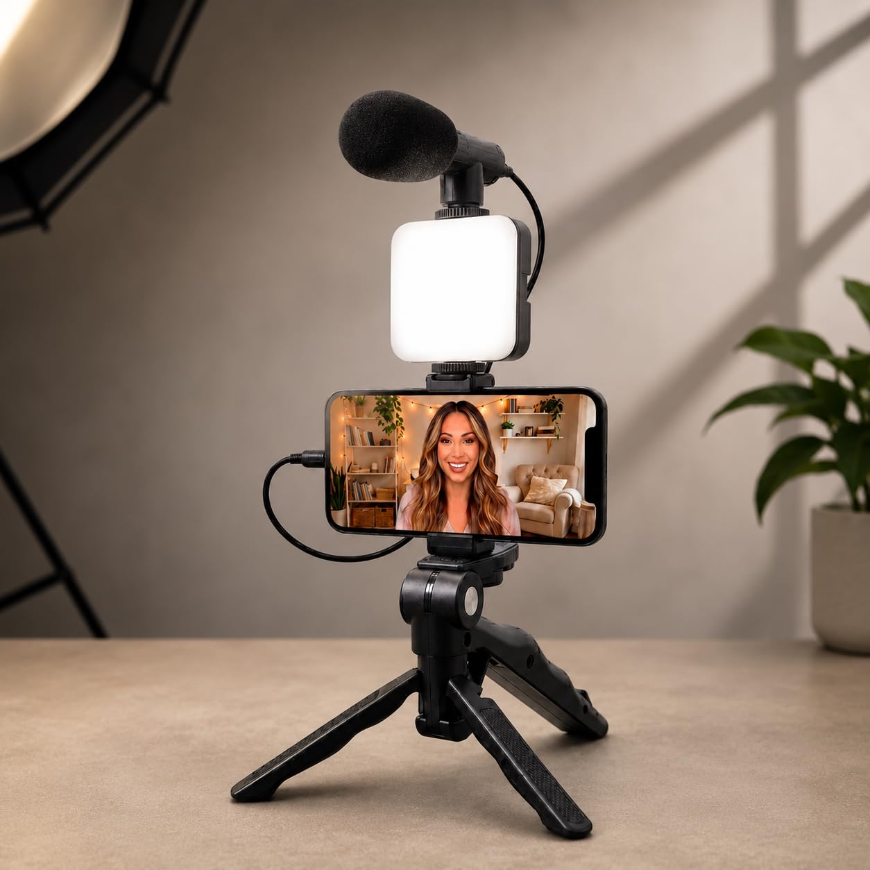 Kit de Gravação Completo com Tripé, Luz LED e Suporte para Celular – Ideal para Vlogs,