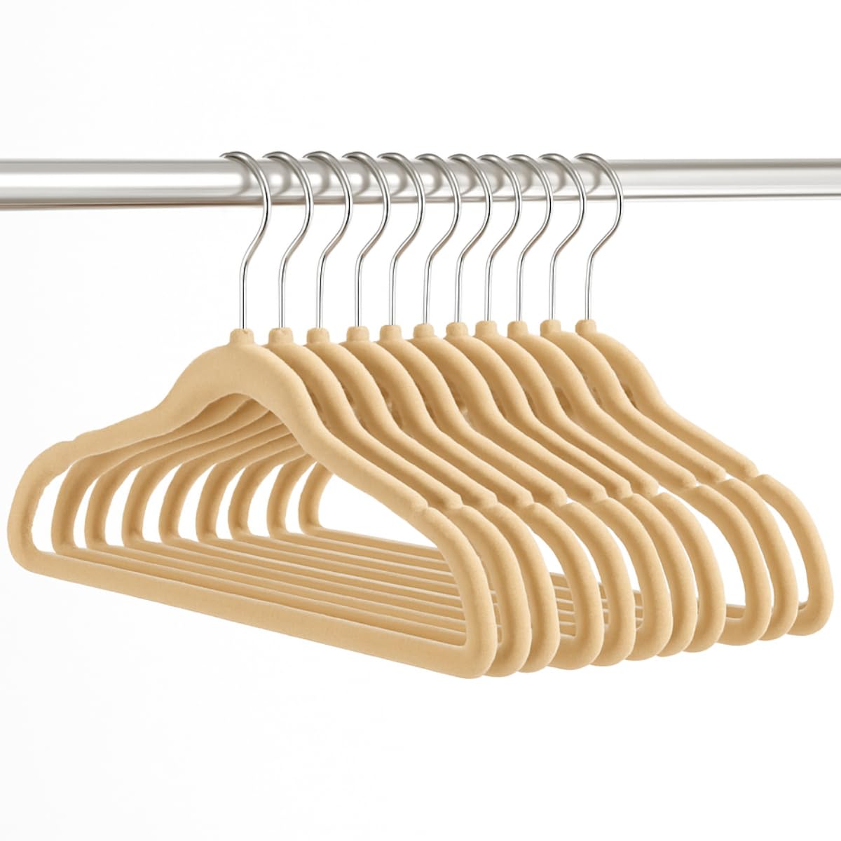 【Cozena】Kit 100 UN Cabides de Veludo Bege Infantil Antideslizante - Ideal para roupas