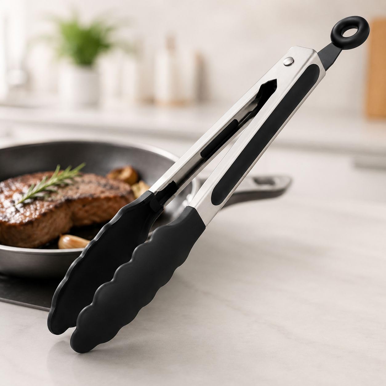 Pegador Culinário de Silicone e Aço Inoxidável, com Trava, Cabo Antiderrapante, Multiuso,
