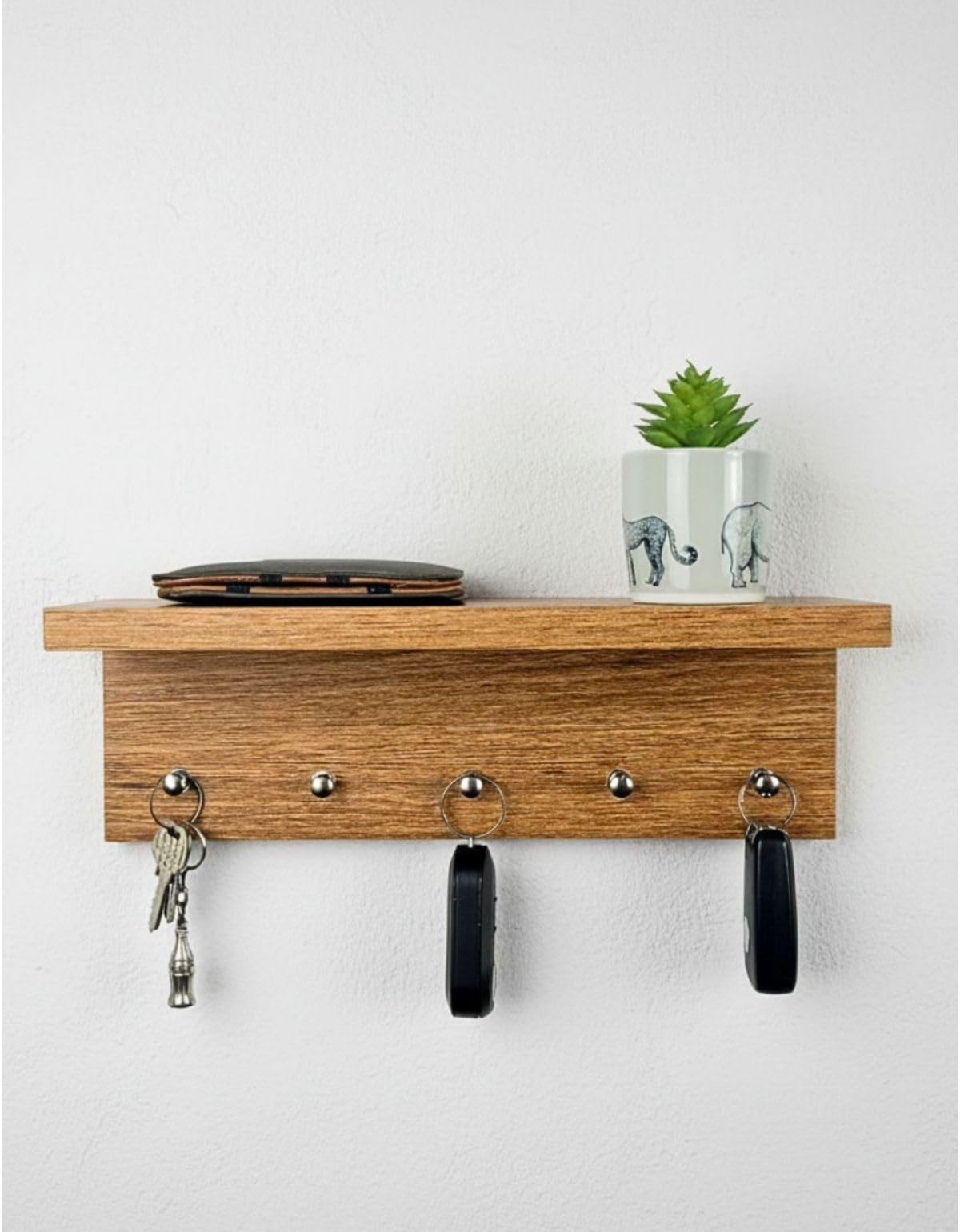 Porta Chaves De Parede 30x10 Com Kit de 5 Suportes - Estilo Prateleira MDF Organizador